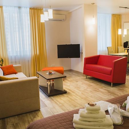 Apartments "Pleasure" Kiev Dış mekan fotoğraf