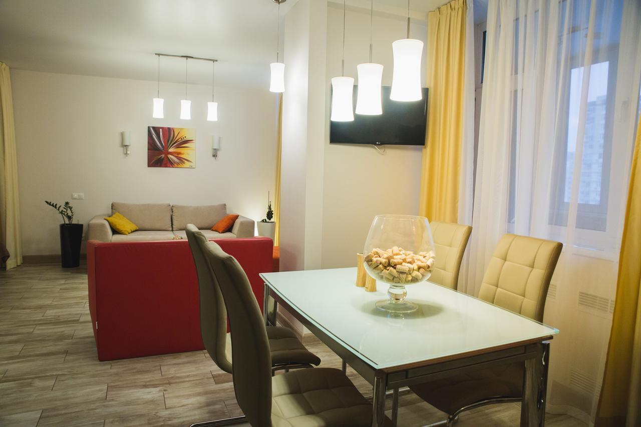 Apartments "Pleasure" Kiev Dış mekan fotoğraf