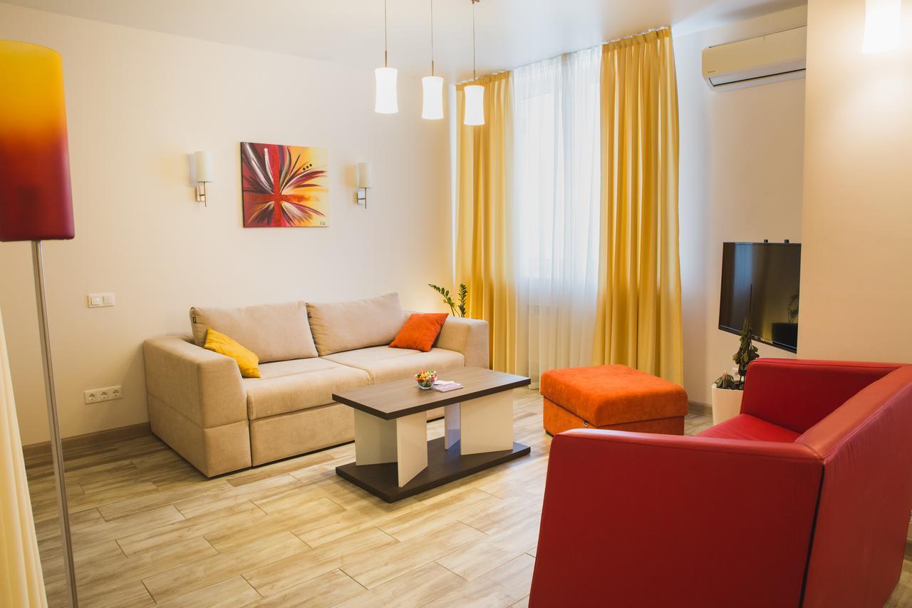 Apartments "Pleasure" Kiev Dış mekan fotoğraf