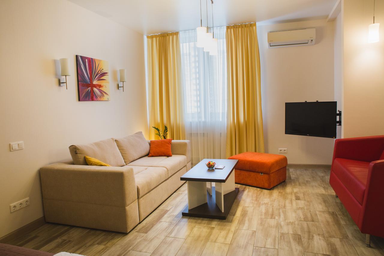 Apartments "Pleasure" Kiev Dış mekan fotoğraf